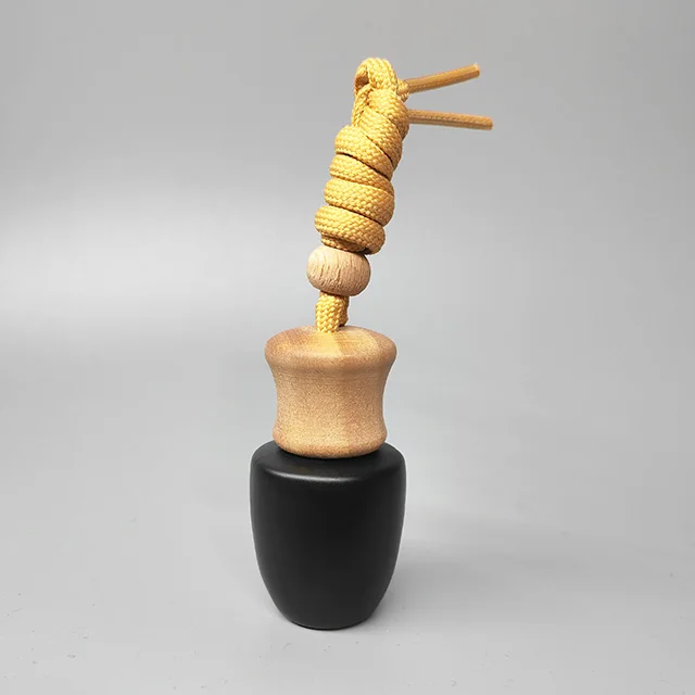 Stylish Frosted Black Glass Aroma Colored Hanging Rope Car Diffuser Bottle Mini Fragrance Oil Perfume Bottle