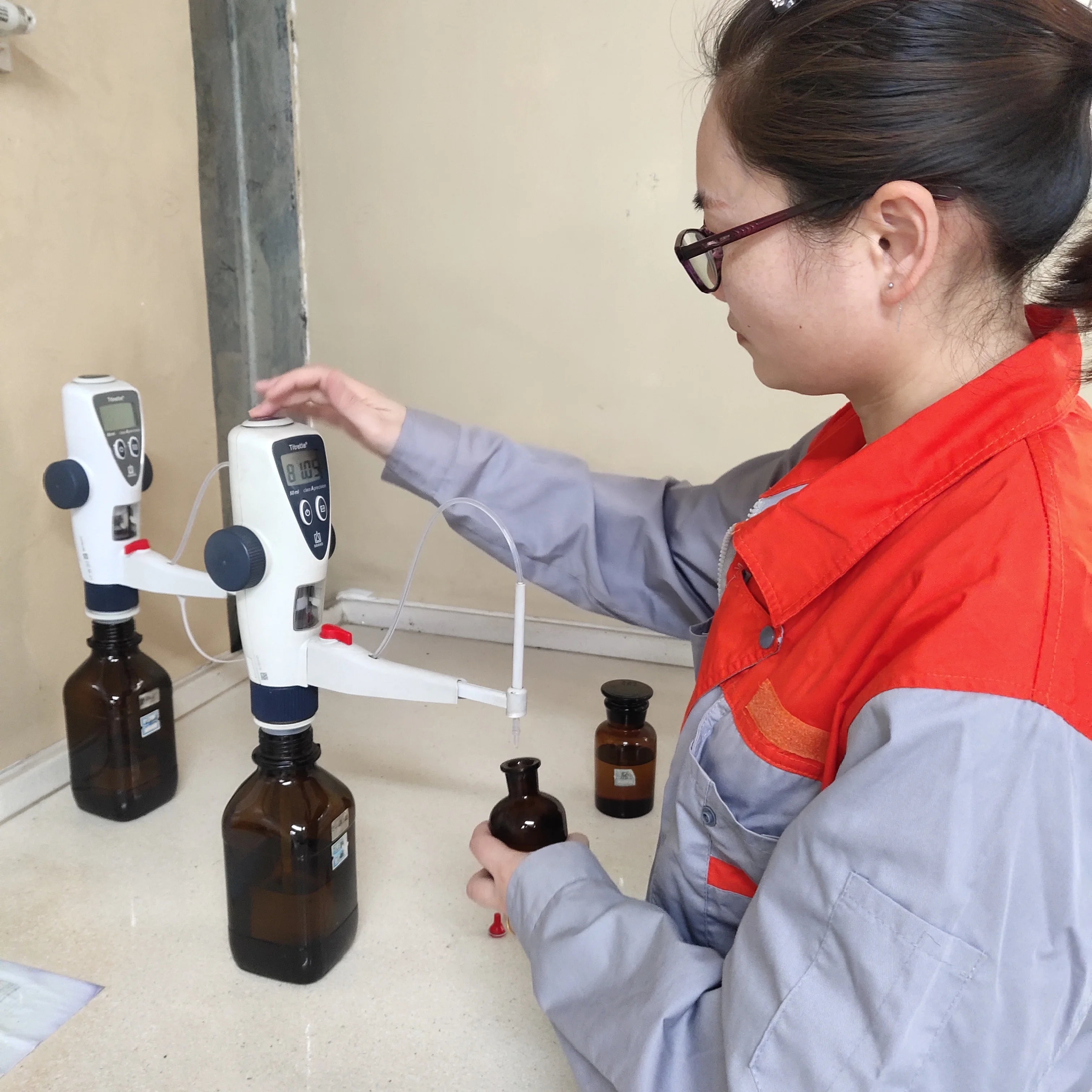 China Hot Sales Machine Use Plastic Polyester Stretch Film Jumbo Roll