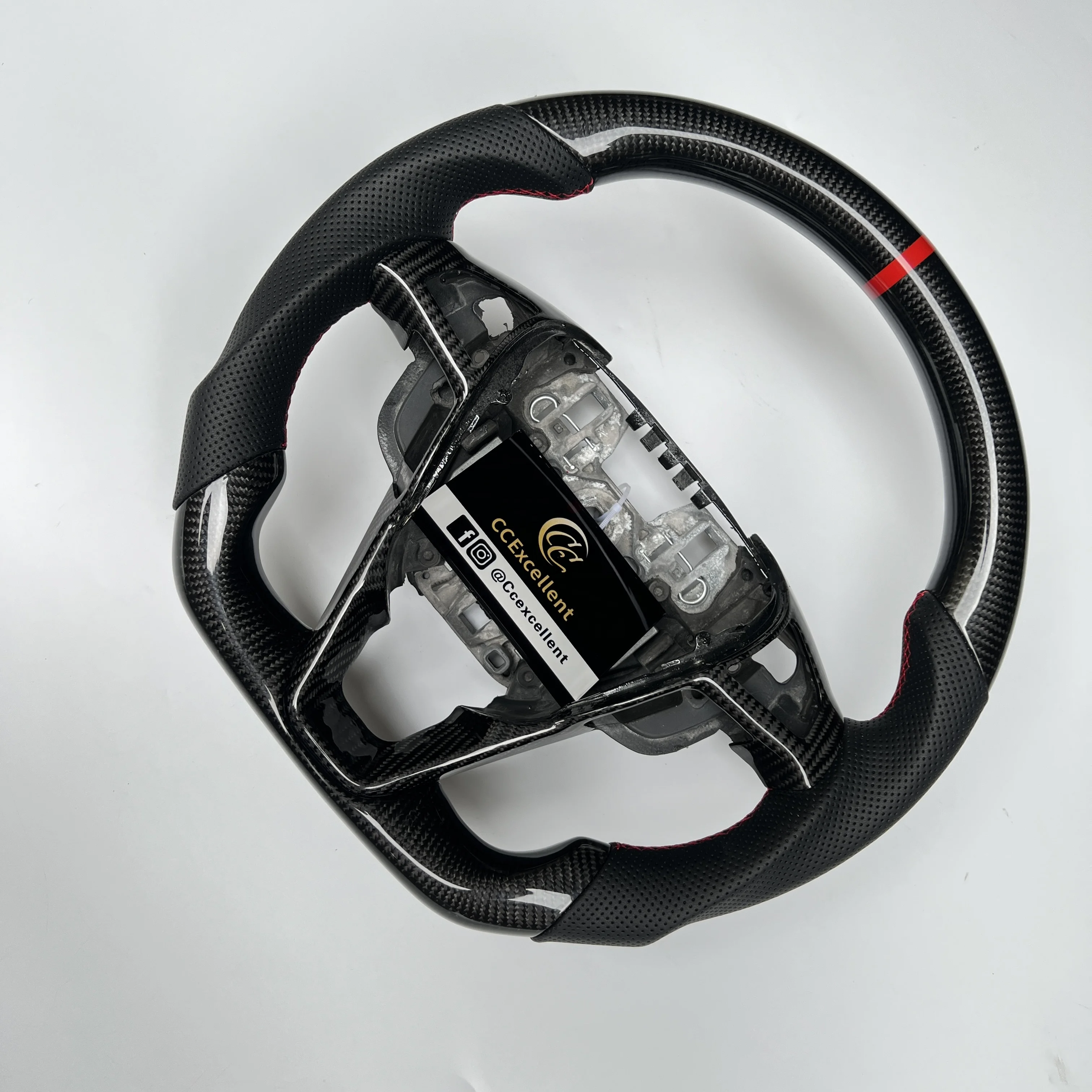 Factory price custom high quality 2015-2021 for ford edge real carbon fiber steering wheel with perforated leather