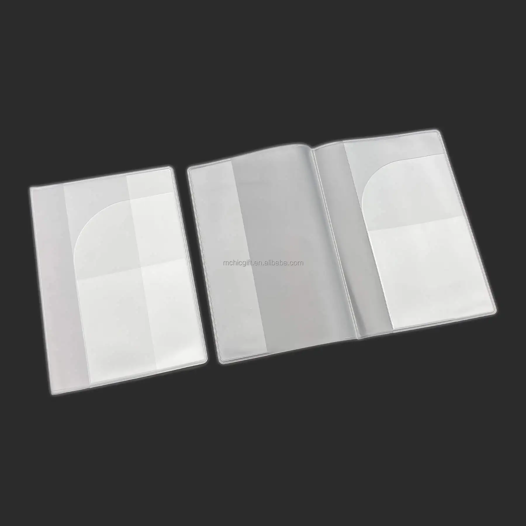 Transparent Customized Waterproof Passport Holder Plastic Passport Wallet Business Card Holder for Adult Kids Travel Accessories