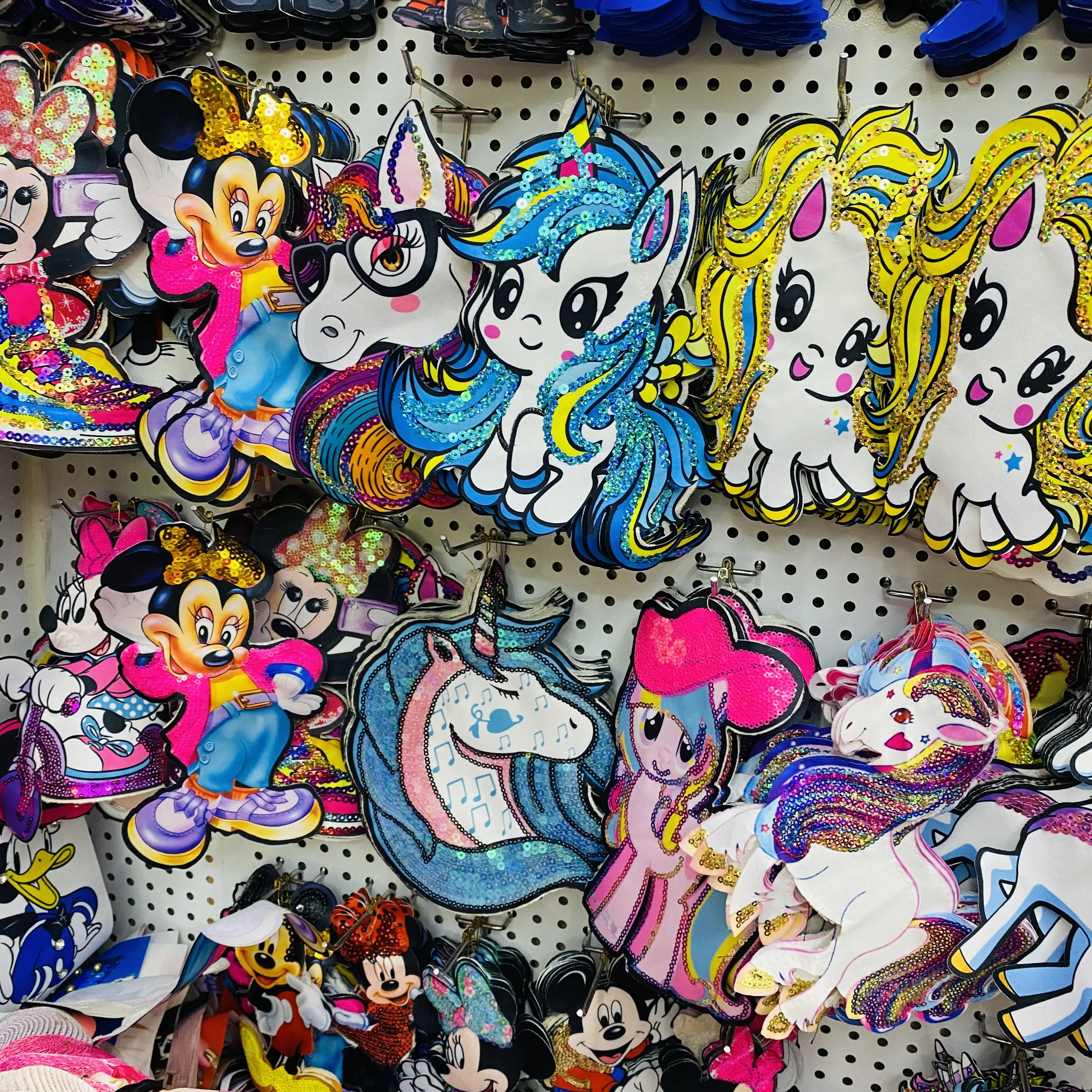 Sequins Embroidered Cloth Sticker Patch  Fashion Sequins Computer Embroidery patch