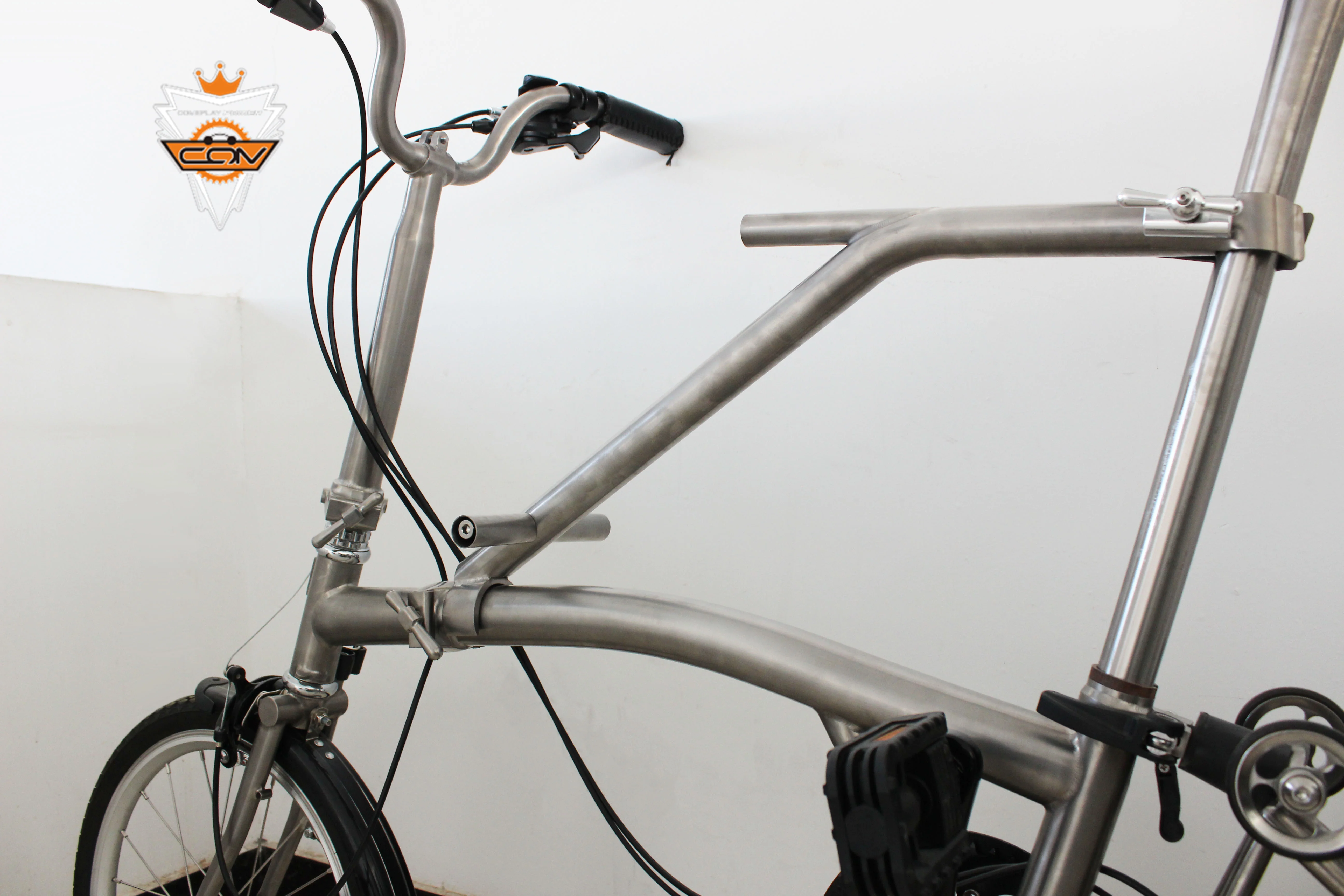 Wholesale of bicycle parts Titanium Baby Seat using  Tri-fold bicycle the child seat on a normal bike