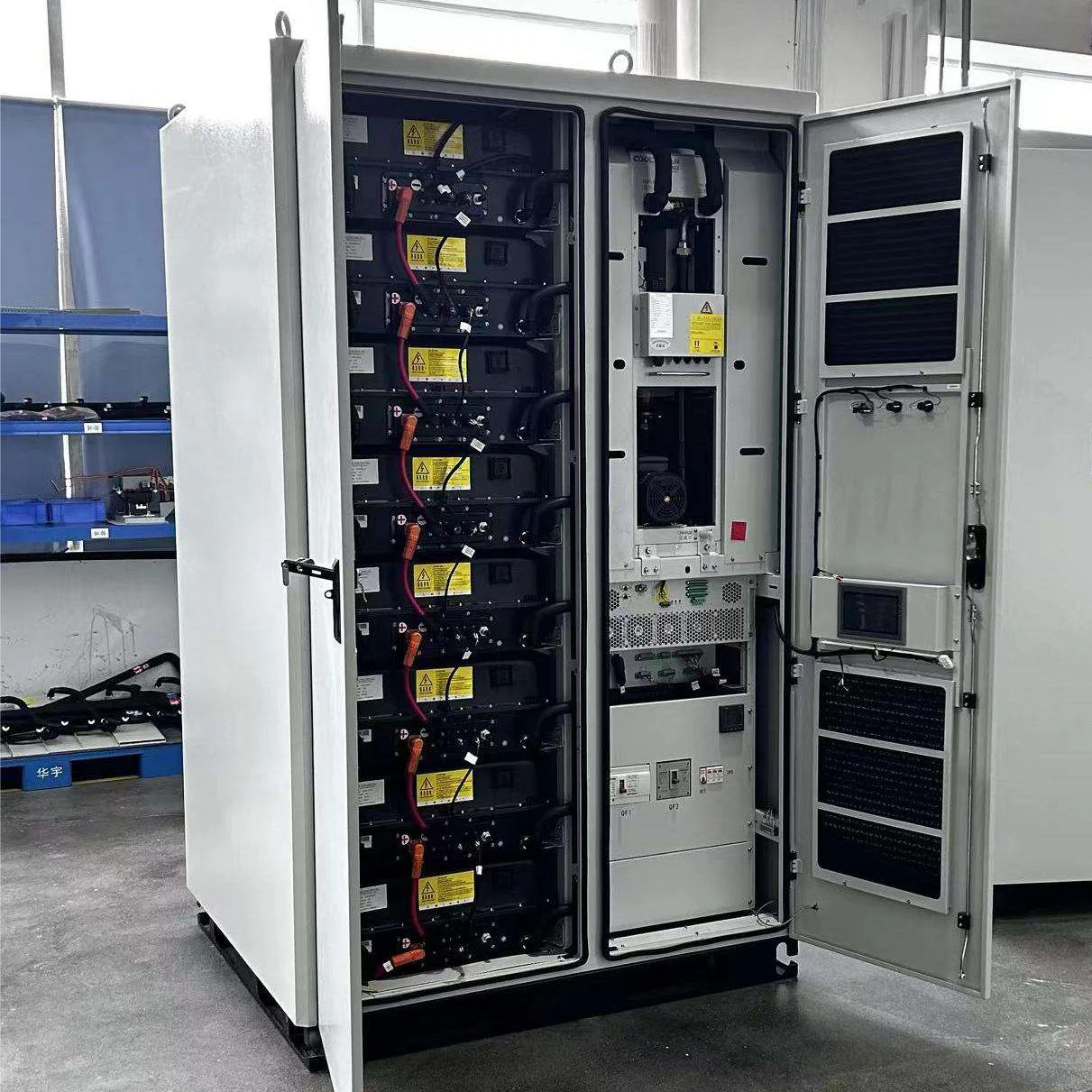 Custom Commercial Industrial LiFePO4 Batteries 106kwh 145kwh 215kwh Lithium Ion Solar Storage Battery 50kw 100kw BESS