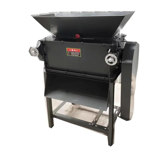 new  design grain flattening machine double roller crusher  walnut crusher also for ginger nuts