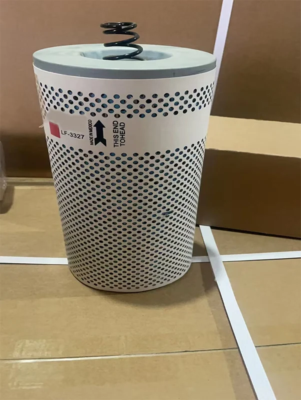 Manufacturer Supply Oil Filter LF3327 Lube oil filter element P550041 for Engine lubrication system