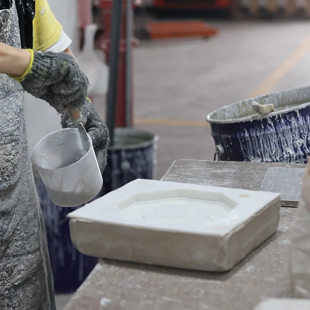 Nanwei Resin Custom Sport Competition Male Bowler Figurine Bowling Trophy Award