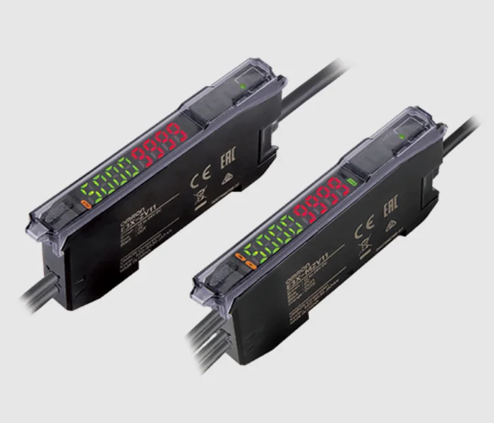 100% Новый оригинальный XW4B-05C1-V1R-D Om-ron plc с низкой ценой и гарантией на один год