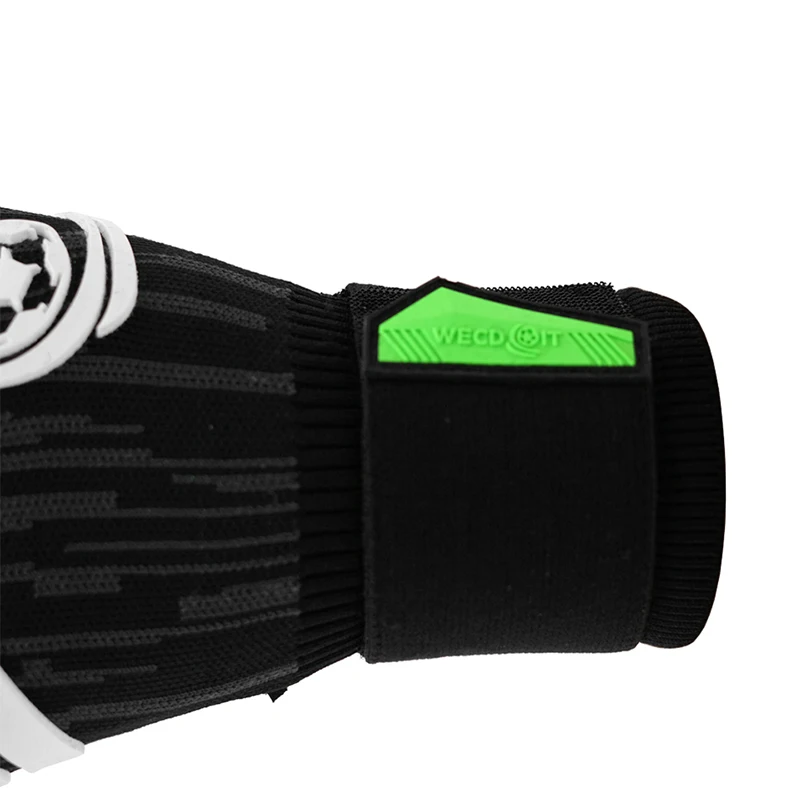Hot Selling Goalkeeper Professional Glu Spray Profissionel Football Glove