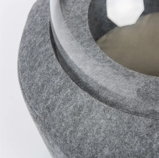 Wholesale Manufacturer Space Capsule Transparent  felt cat bed