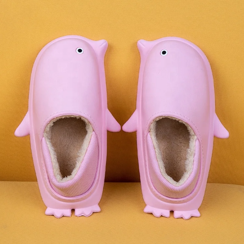 Оптовая продажа, модные водонепроницаемые тапочки с милым пингвином, мягкая Бесшумная Нескользящая теплая зимняя обувь с мультяшным рисунком