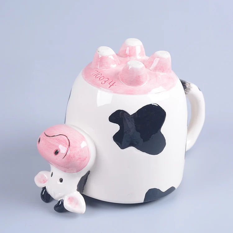 High Quality 500ml Cow Ceramic Mug Lovely Wholesale Eco-Friendly Drinkware Thermal Insulation Customizable Tea Giveaways