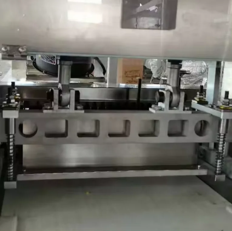 Snack foods machine automatic cut and forming machine cereal bar forming machine