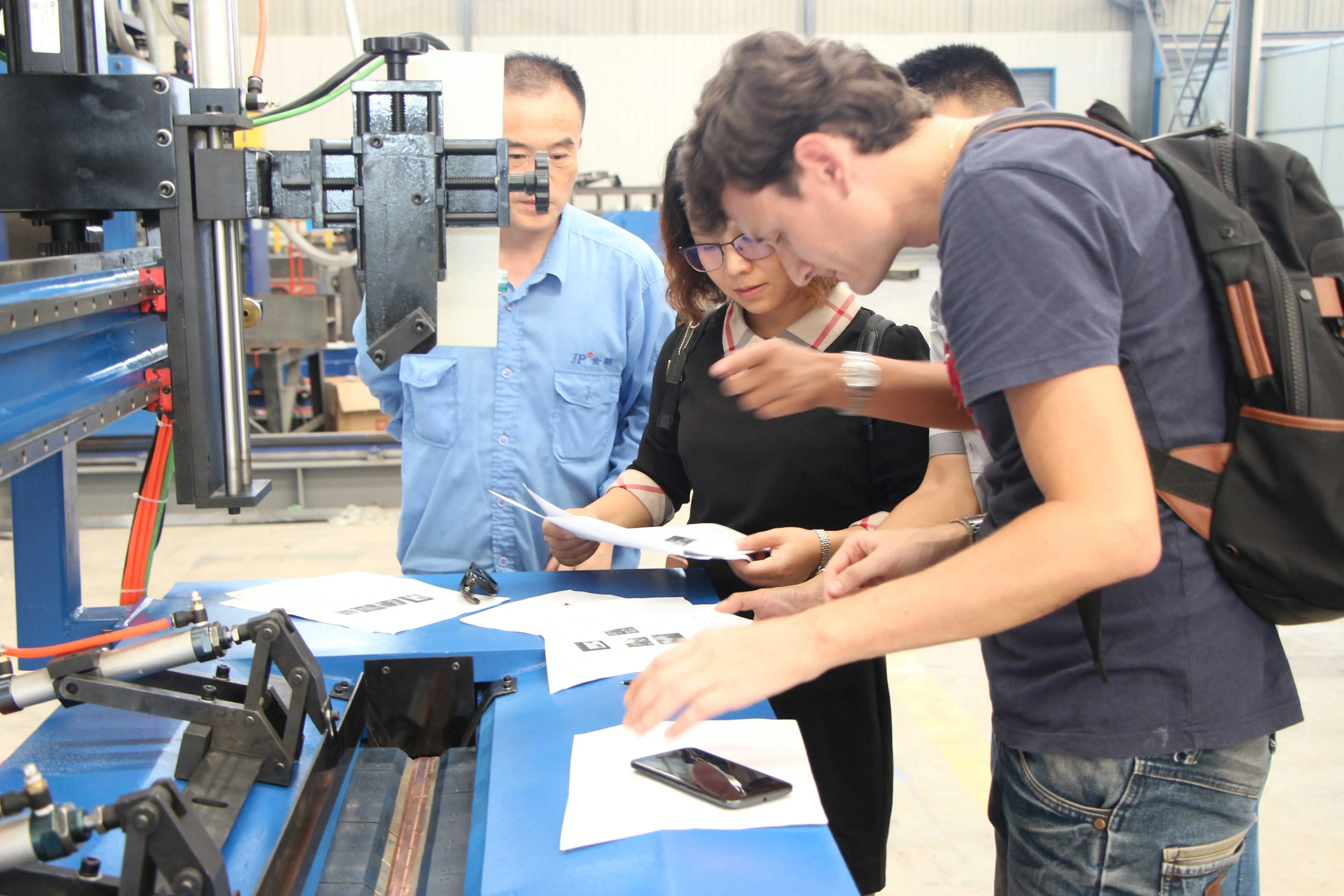 Customized Pipe Flange Welding Machine Equipment Automatic Longitudinal Seam Welding Equipment