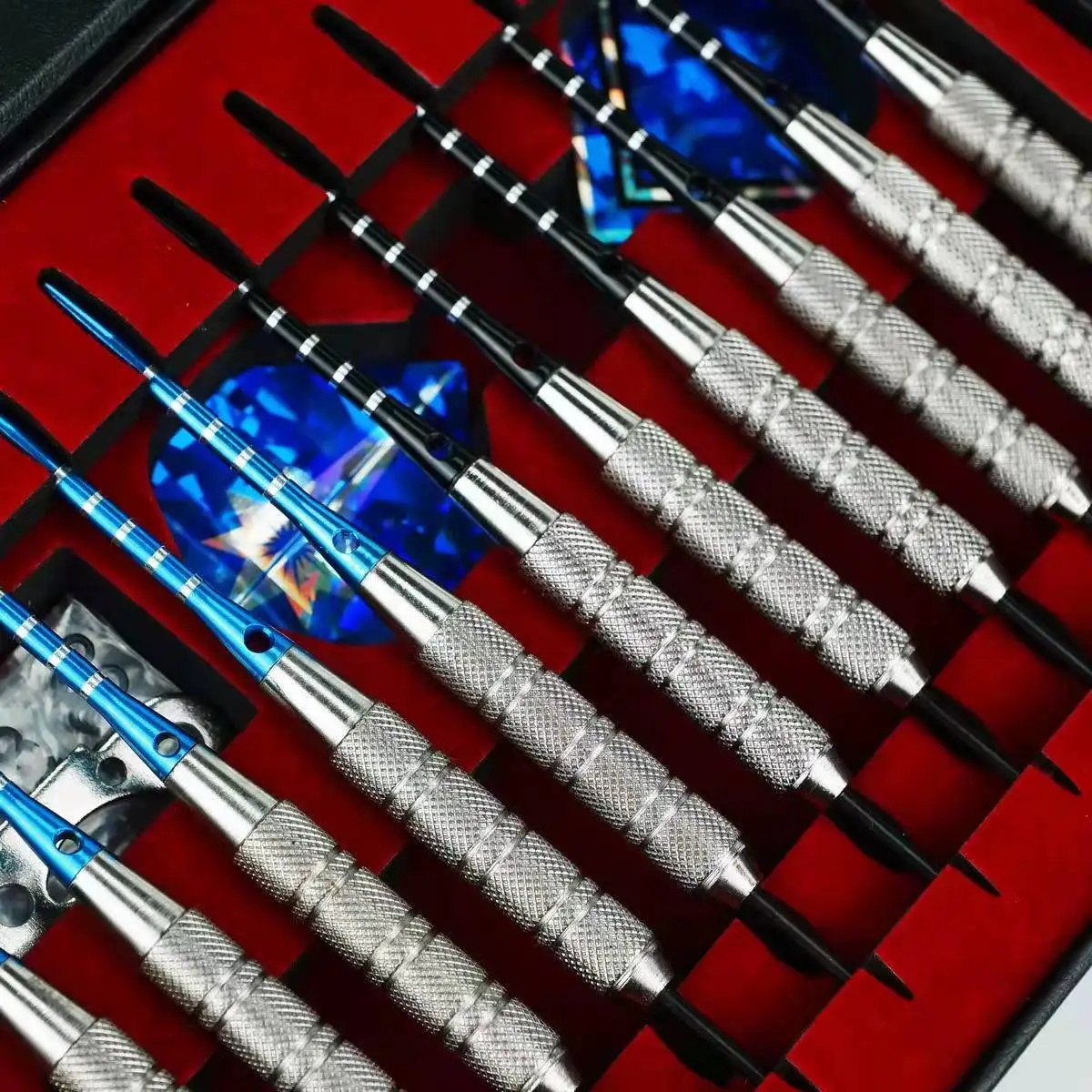 Steel Tip Darts Set 22 Grams with Aluminum Dart shafts And 12 Rubber O Rings+16 Extra Flights ,Silver and Blue