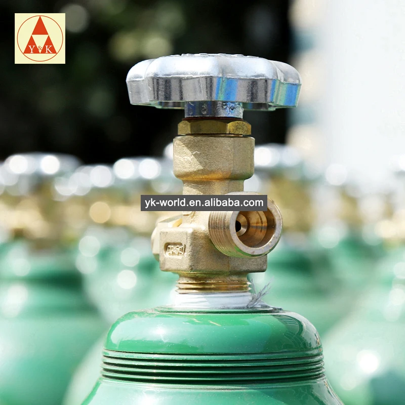 Iso Standards 40l O2 Bottles Medical Oxygen Tank Portable Oxygen Gas Cylinder