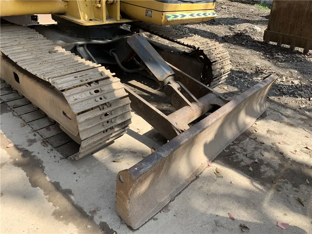 
Used Komatsu PC60-7 crawler excavator low price and beautiful machine condition 