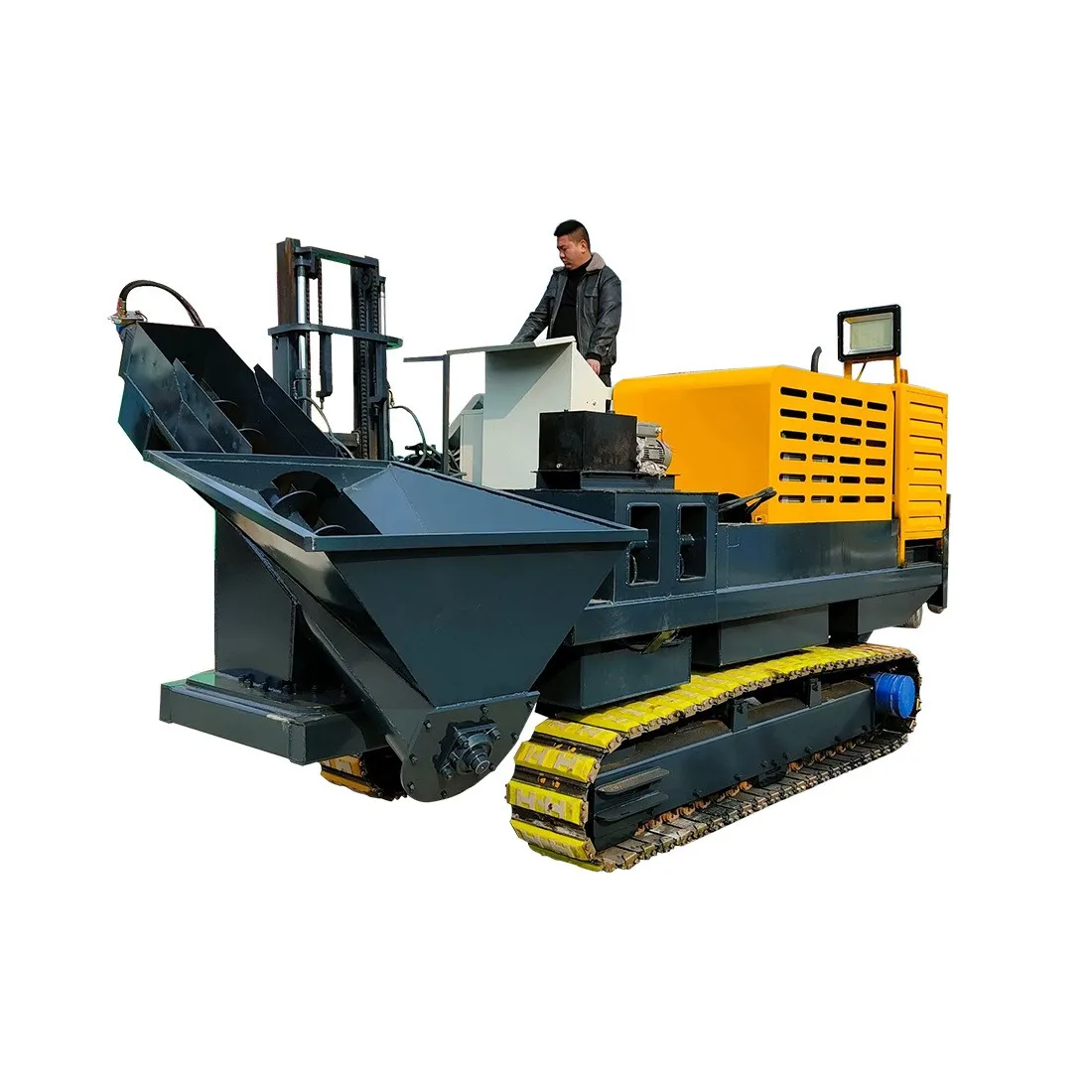 Машина для изготовления бетонных желобов с гусеничным колесом