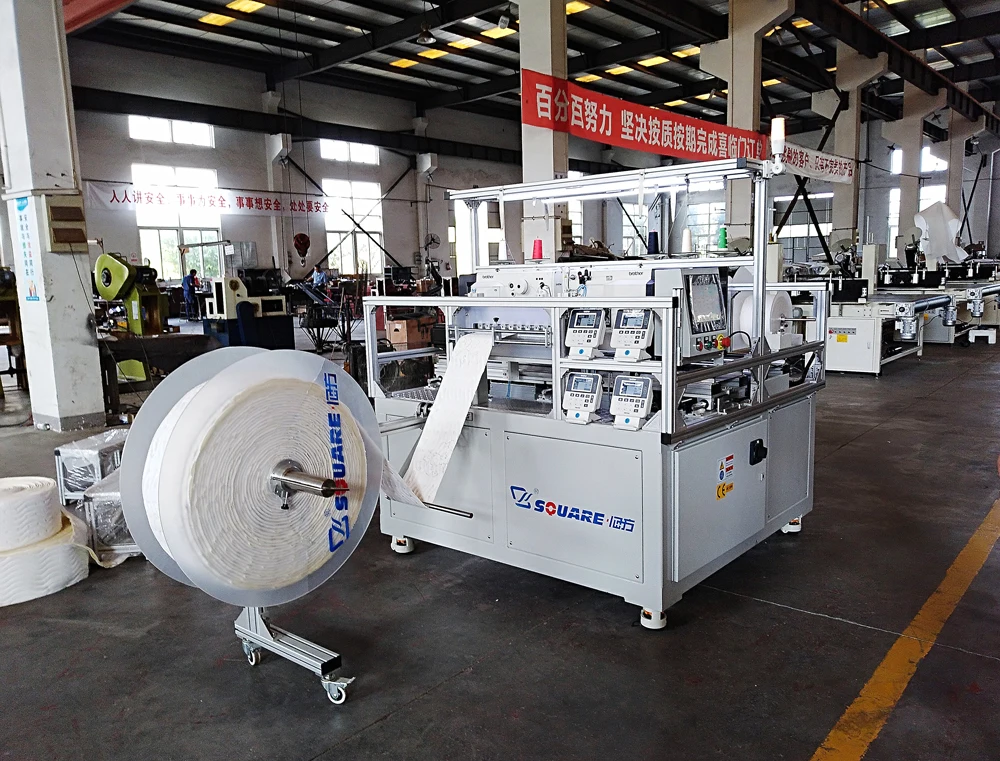 Машина для прошивки краев матраса с четырьмя головками