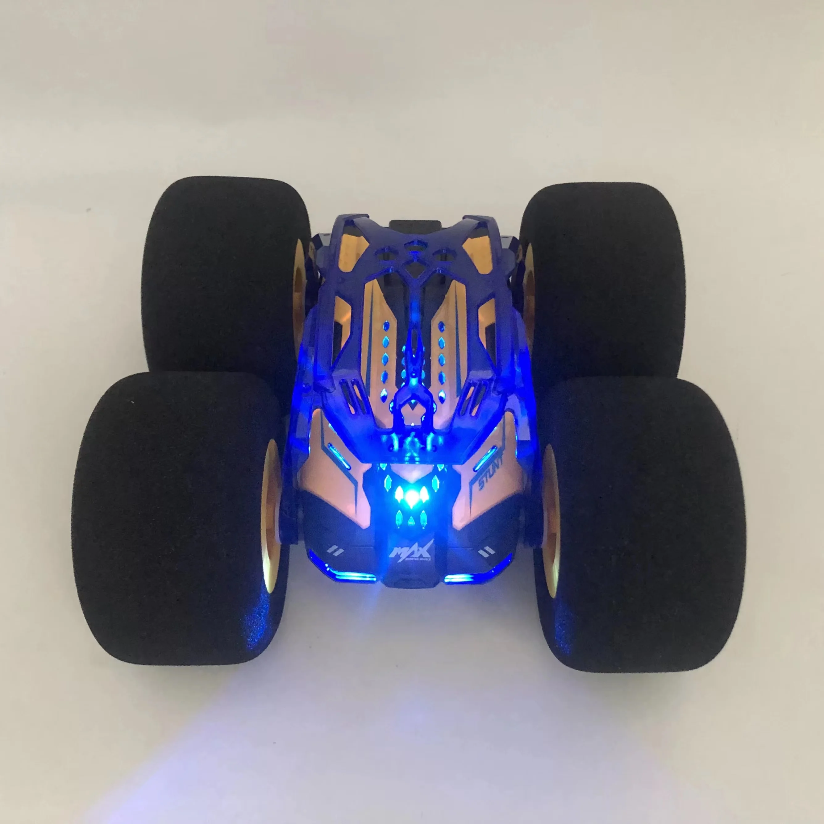 Big foam wheel rc car kids 2.4G Automatic climbing acrobatic car vehicle stunt remote control car toy