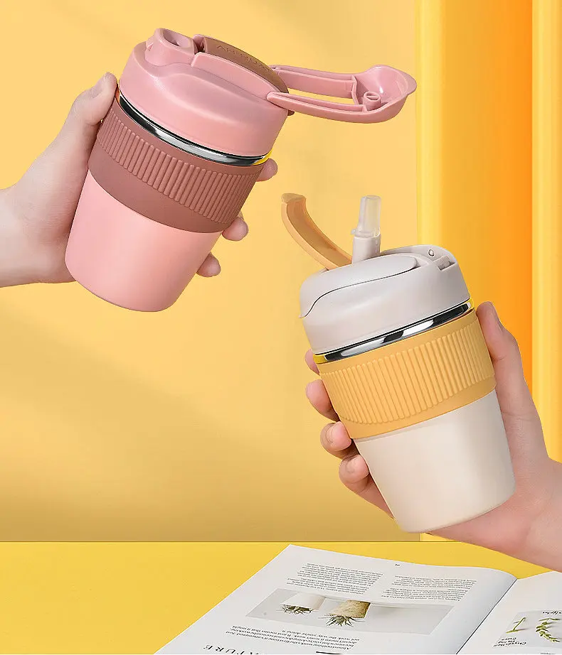 Factory supply wholesale custom cheap baby cute cups plastic reusable cup with lid and straw