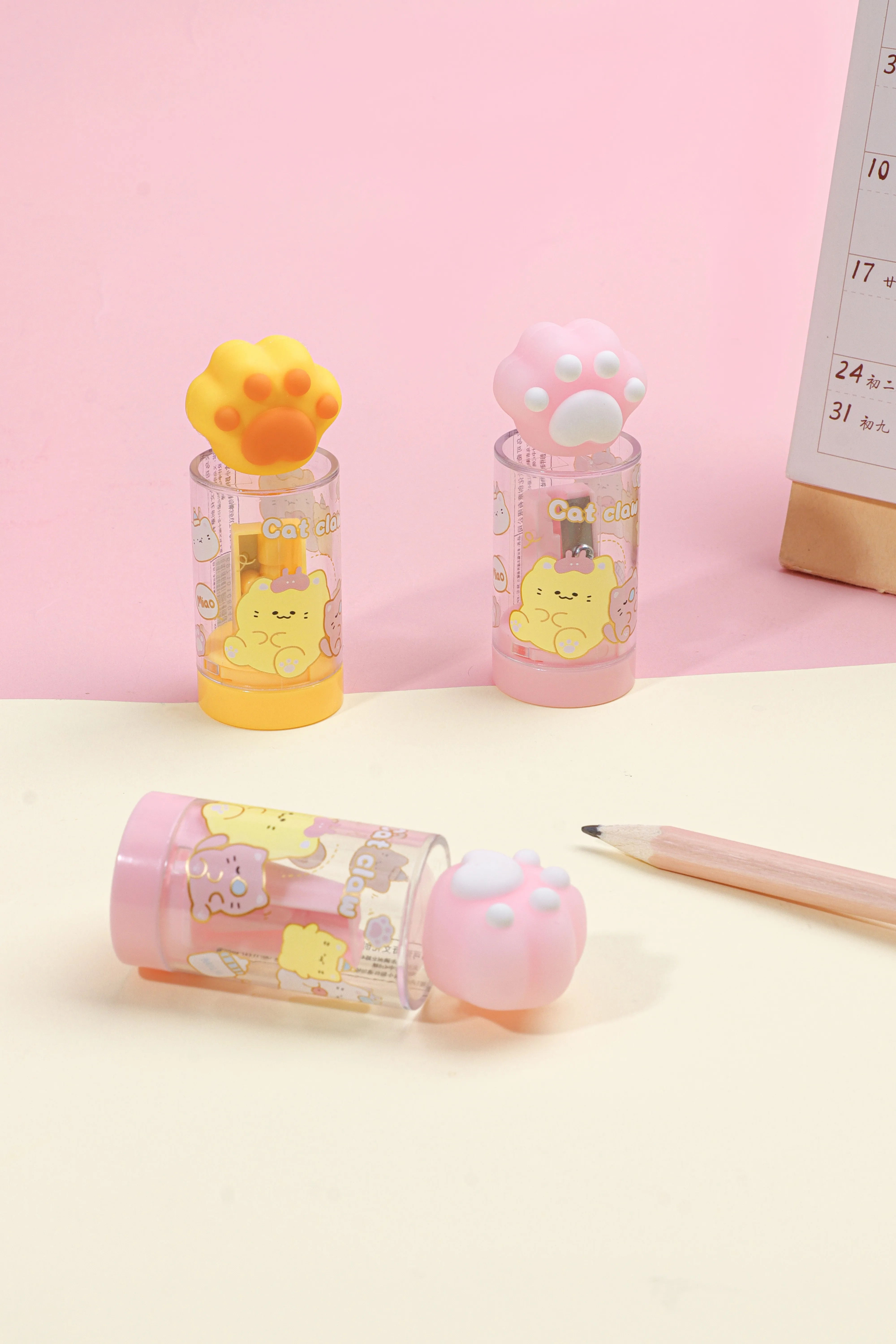 KUKI 2023  hot sales Wholesale Cute Cartoon dolls Sharpener Creative For Kids Cat Paw School and Office Sharpener