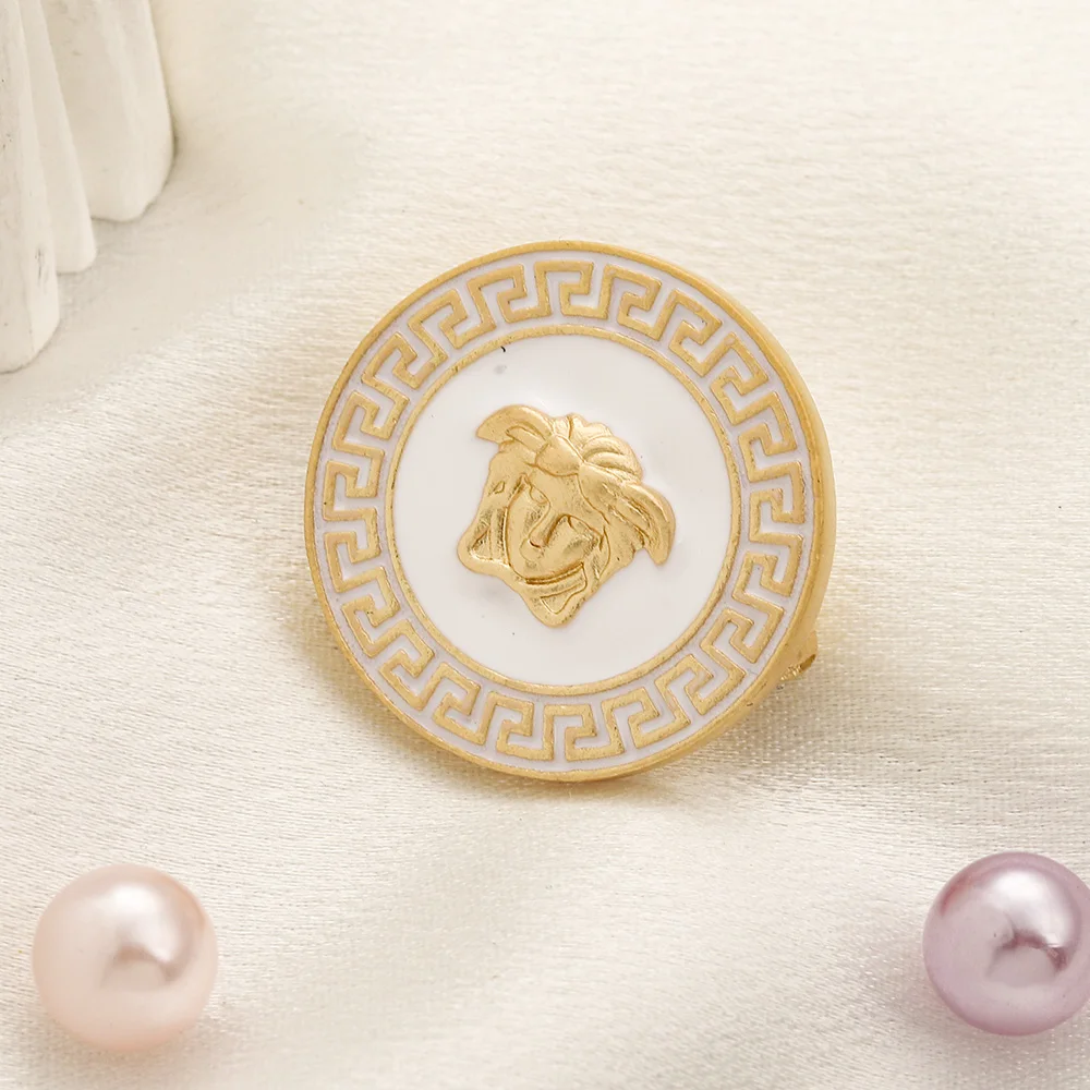 New Arrival Gold Plated Luxury Inspired Jewelry Famous Brands Designer Brooches for Women
