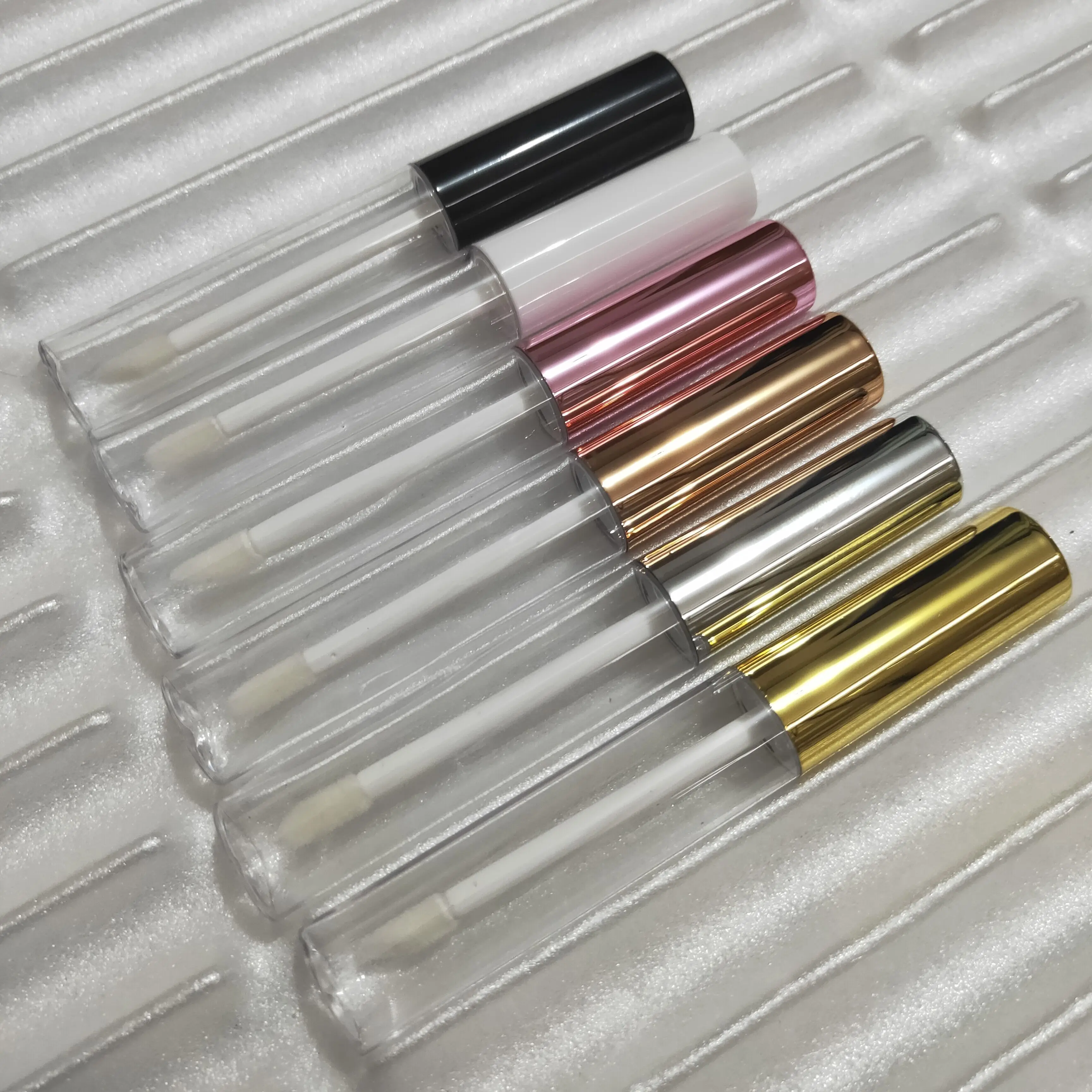 in stock low moq Custom Empty Lipgloss Clear Plastic Mascara Tube Liquid Container Plastic Tube With Brush Eye Lash Brush Bottle