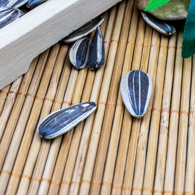 
sunflower seeds China origin organic sunflower seeds for oil or food 