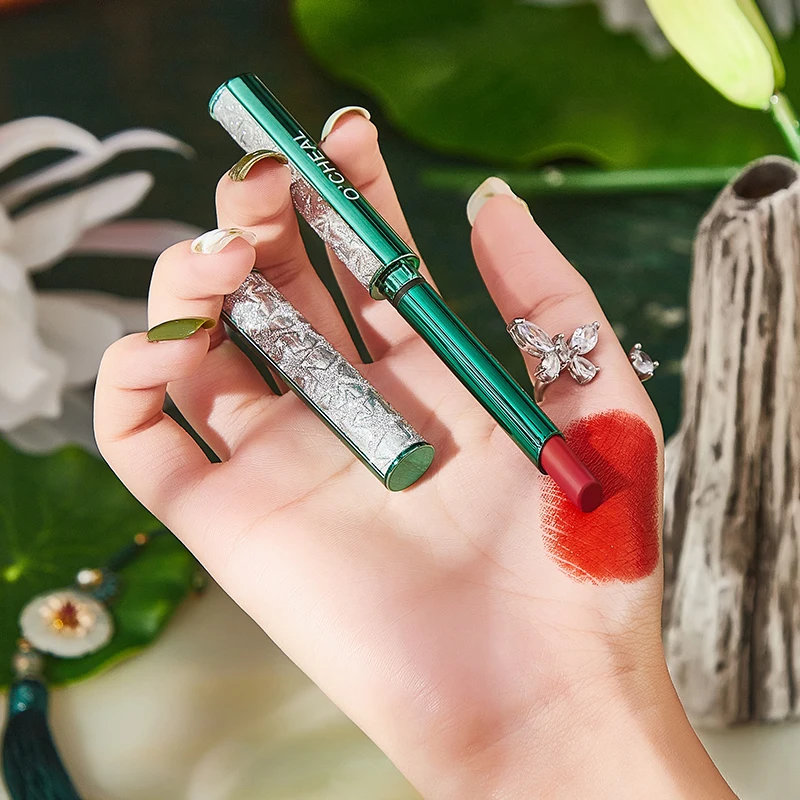 High Quality 6 Colors Lipstick Silky Sexy Red Lipstick Private Label Cosmetic Stylish Matte Moisturizing Lipstick