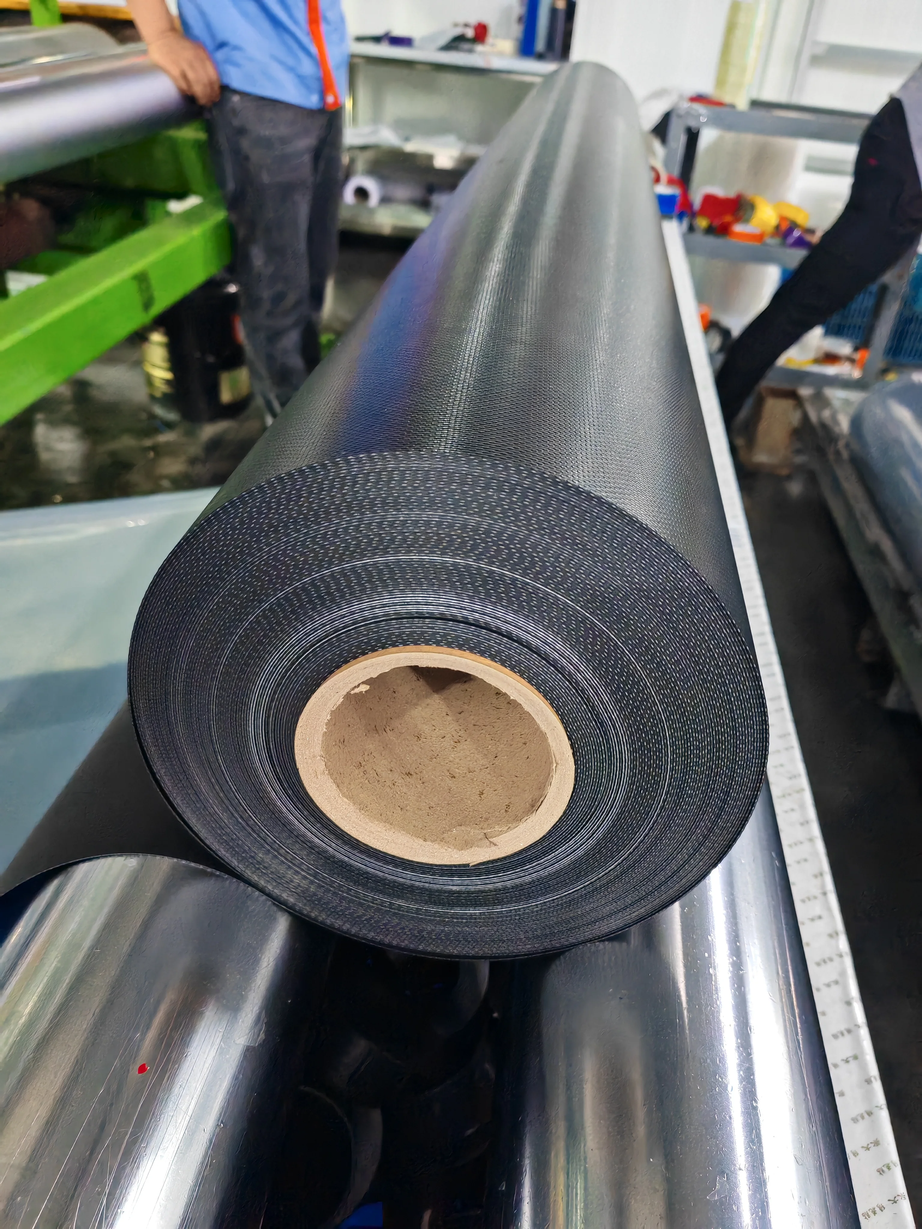 1.5m 40 oz Black Vinyl Coated Polyester NFPA701 Flame Resistant Tarpaulin for Automated Roll Up Door