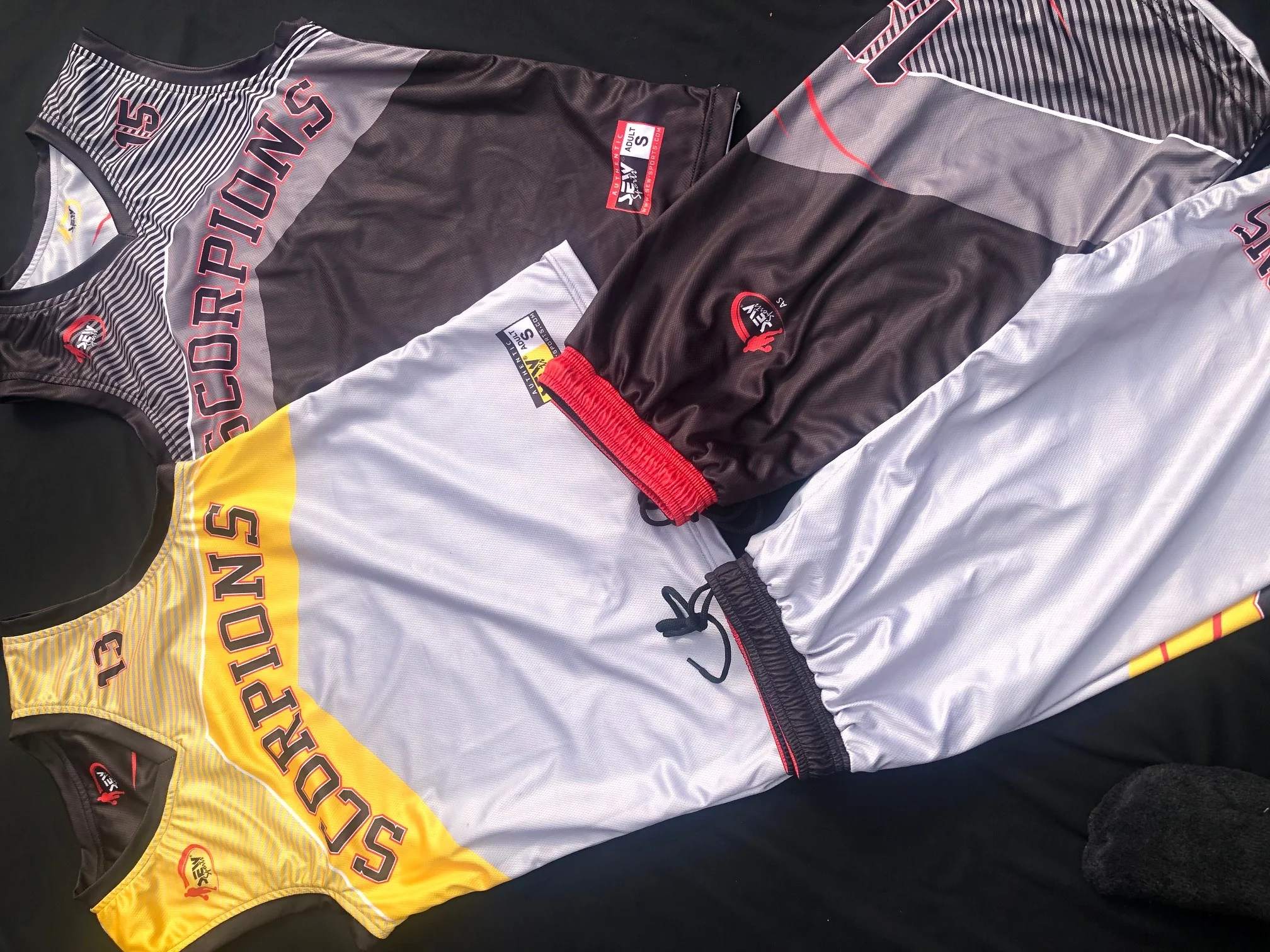 Высококачественная быстросохнущая Двусторонняя мужская баскетбольная форма, рубашка и рюкзак для стрельбы