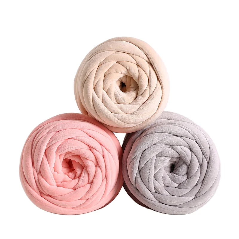 Hot sale stock 1000gram per roll soft iceland line 100% polyester hand Knitting yarn flannelette blanket yarn for crochet