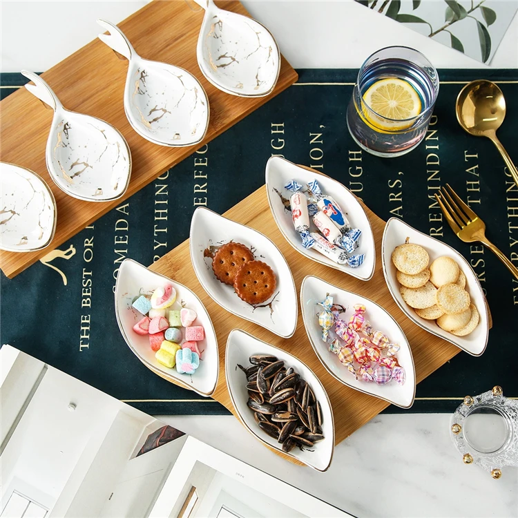 Unique design fish shaped gold rim marble small ceramic snack appetizer dishes with bamboo holder