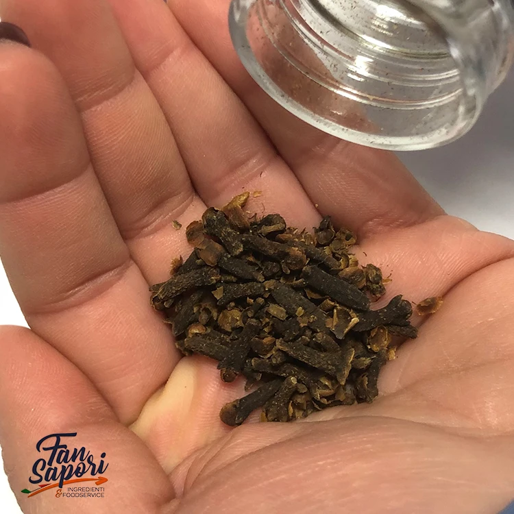 Piece Raw Dried Italy Dry Organic Clove Herb Whole