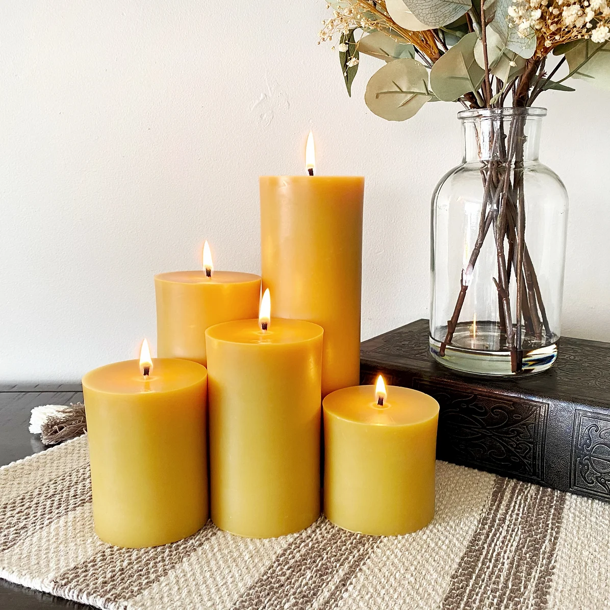 Candle Making Suppliers Wholesale Large Big 100% Pure Beeswax Pillar for Home Decor Wedding Party Gifts