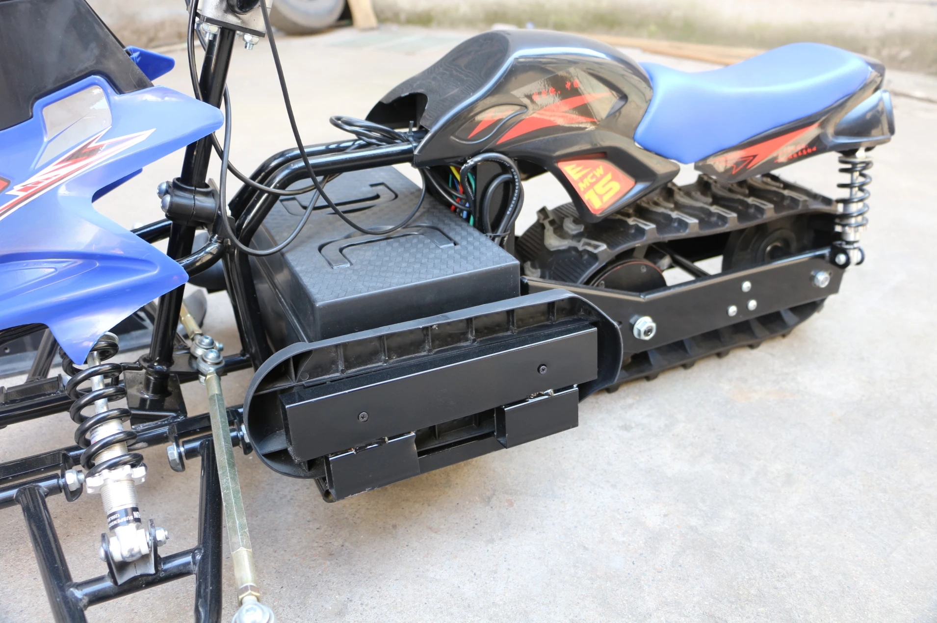Factory Price Custom Snow Scooter Adult and Children 48v 20AH 800w with Horn/light/three Speed Racer Sleds