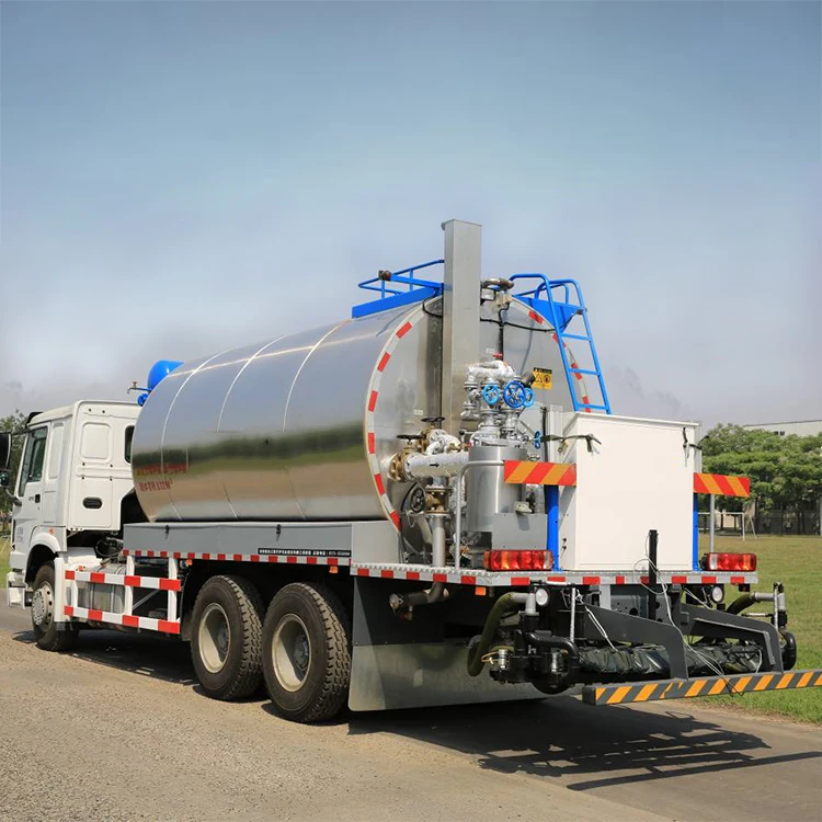 Road Machinery Asphalt Bitumen Distributor Equipment