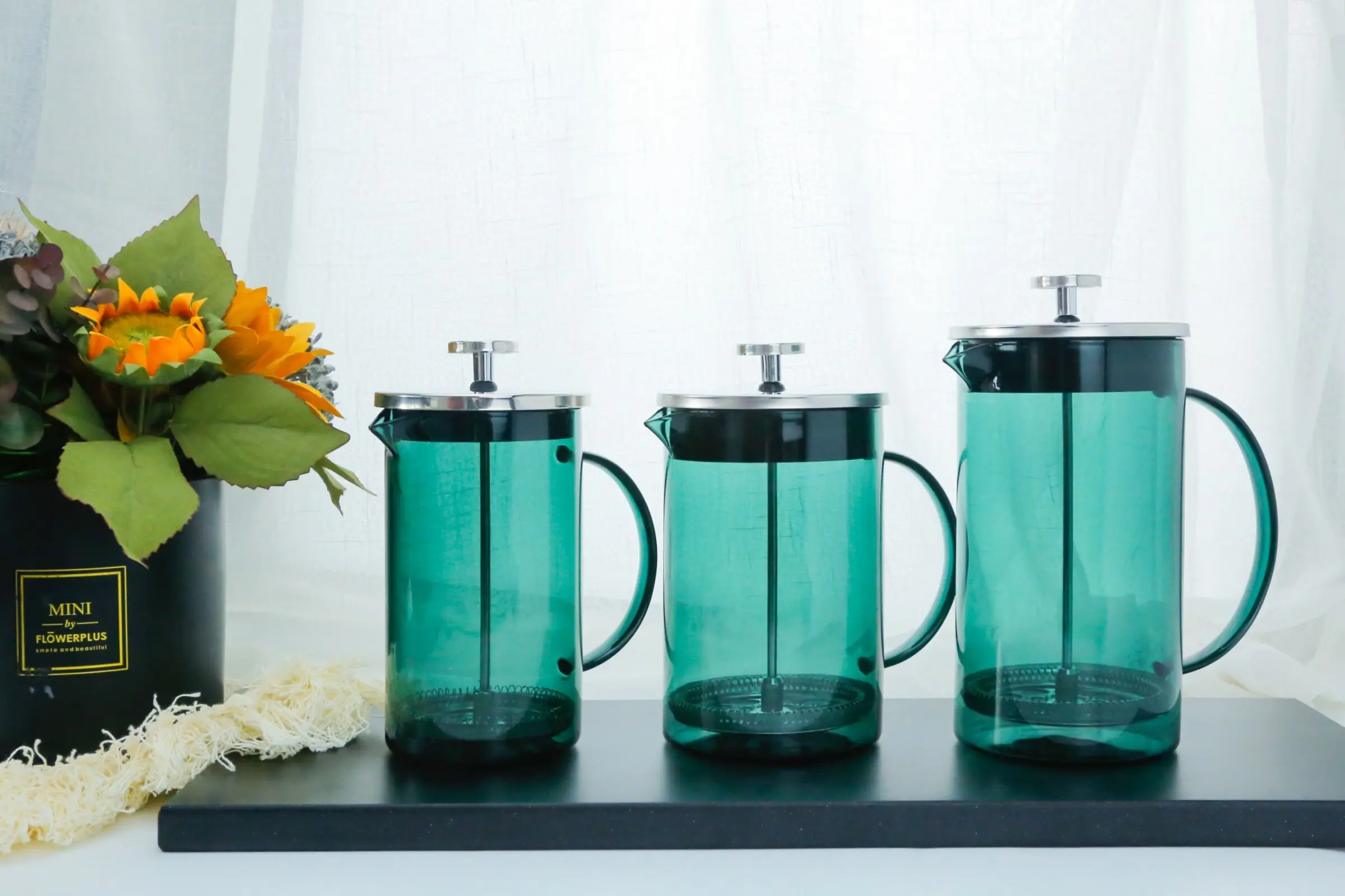 Wholesale Amber/ Blue/ Green High-Capacity  borosilicate 350ml french press