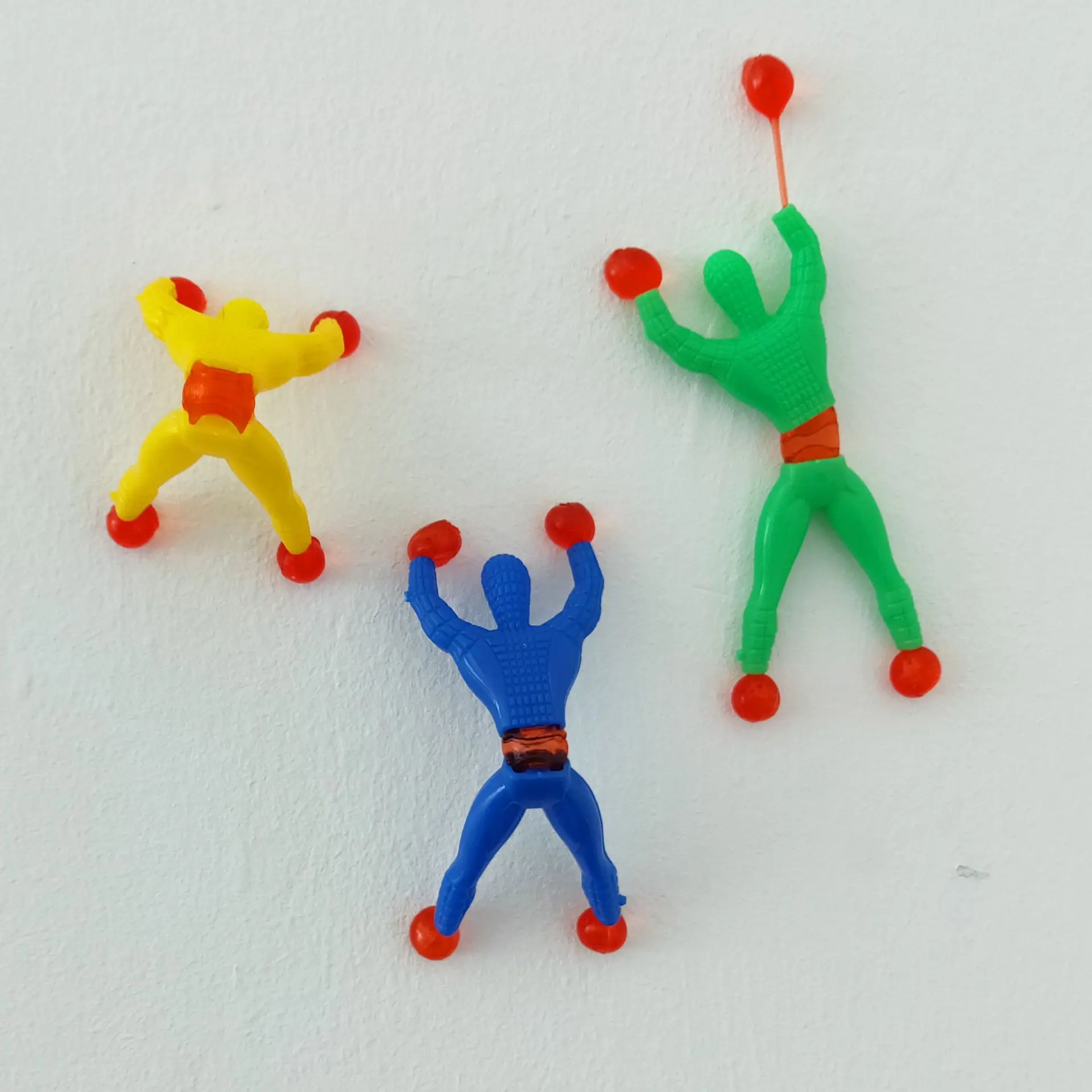 Aa Trending Products 2024 New Arrivals Tpr Birthday Party Favors For Kids Sticky Spider Man Climbing Toys For Kids Child Toy