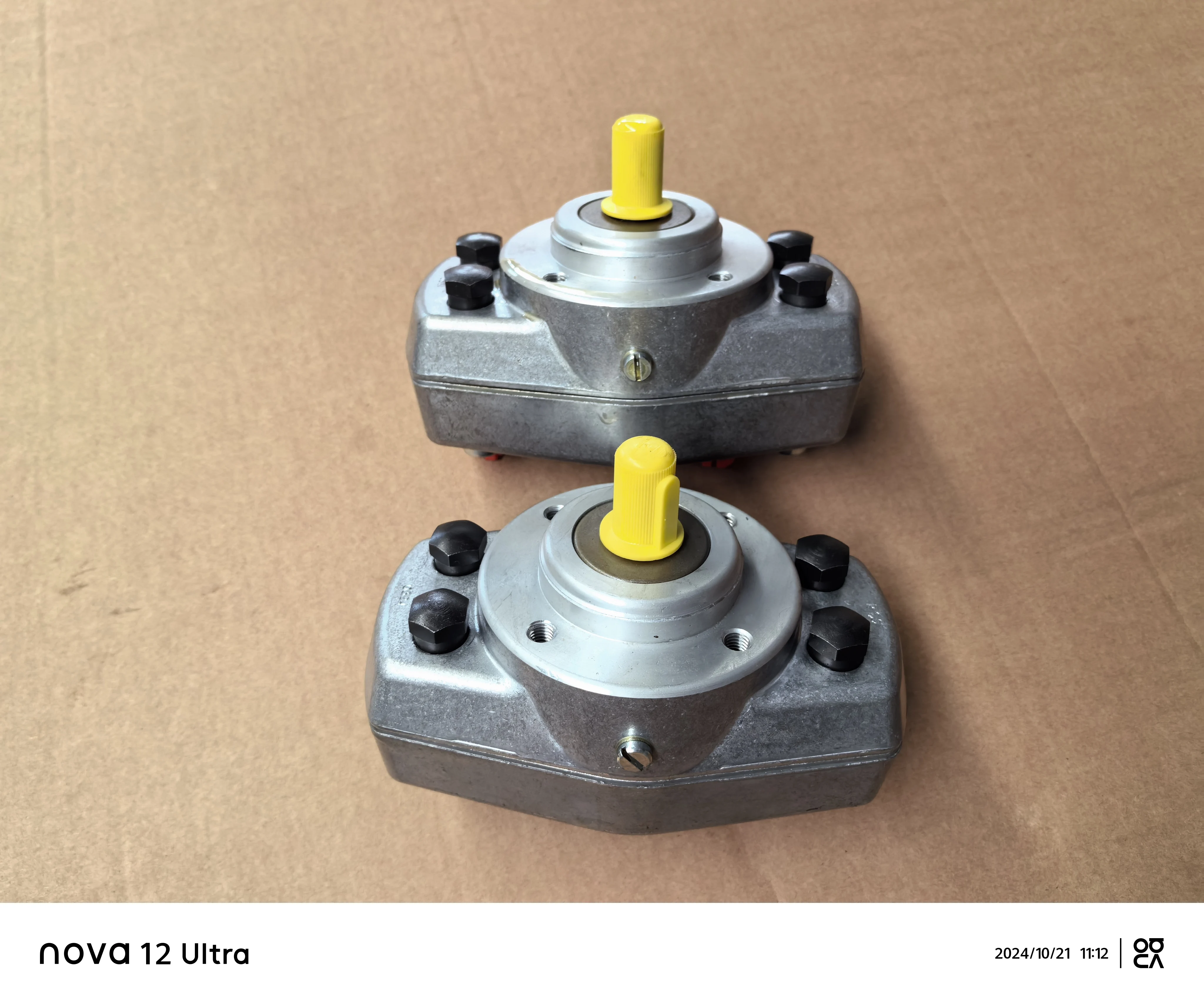 R2.5A R High Pressure Hydraulic Radial Piston Pump R2.1-2.1-2.1-2.1A R5.8-5.8-5.8-5.8 Hydraulic Pump R7.7A R2.5 R3.6A