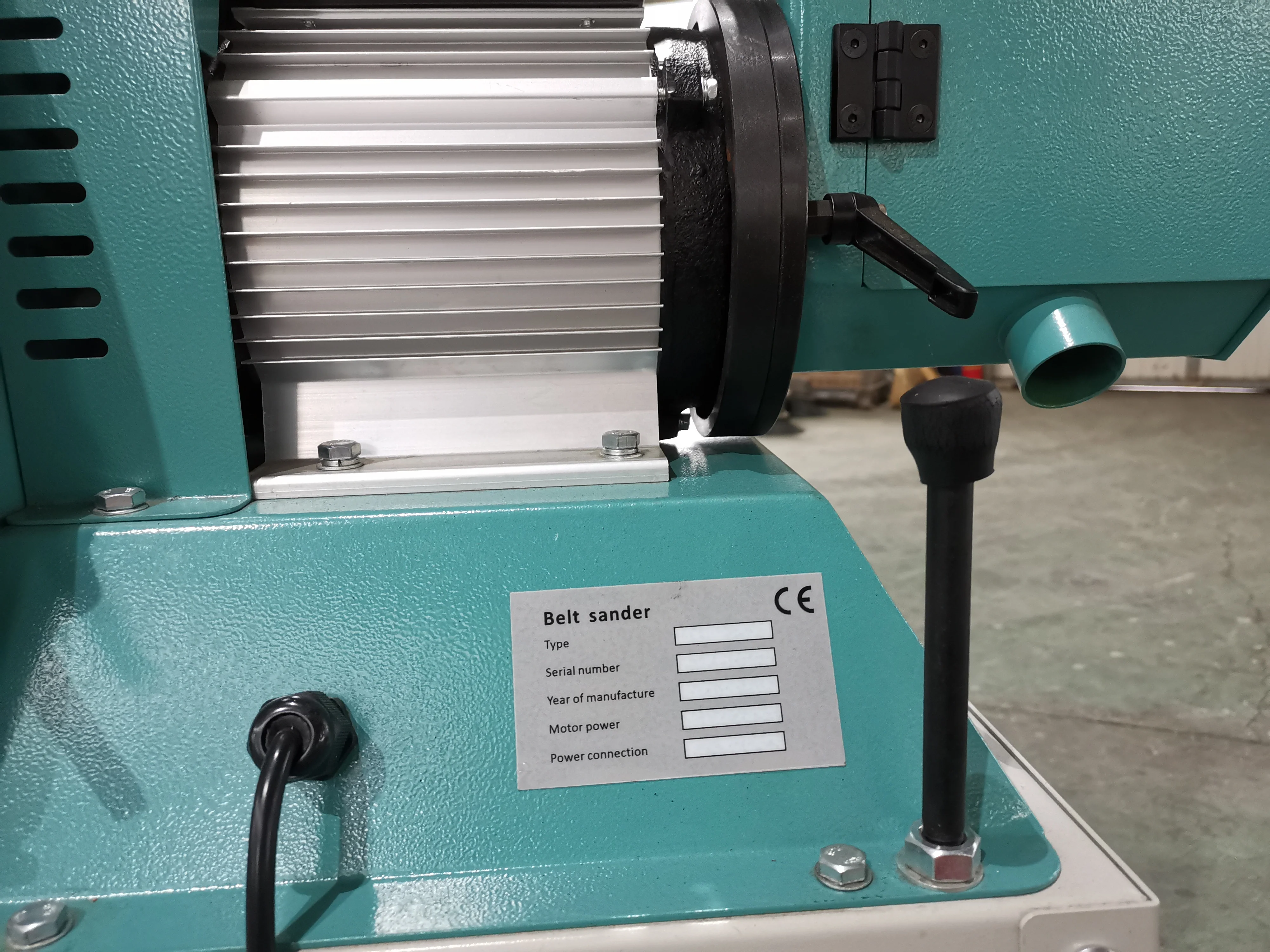 BDS612-A Китай 1.1kw Лидер продаж переменной деревообрабатывающего оборудования ленточно-шлифовальный станок для