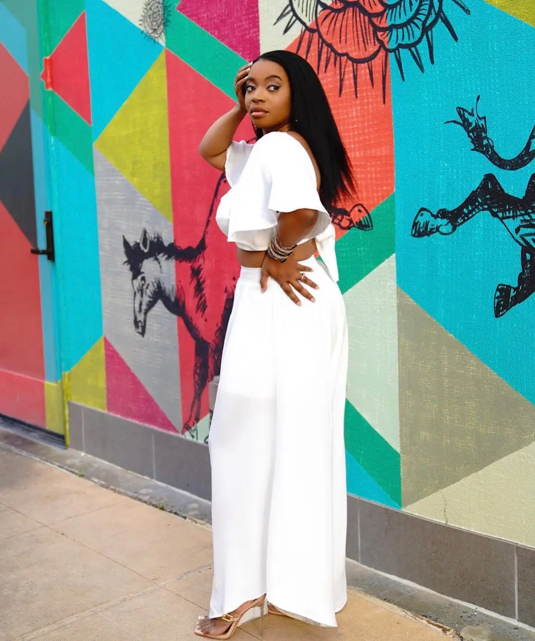 2022 summer manufacturers wholesale pure color Hollow Out short sleeve wide leg pants casual three sets