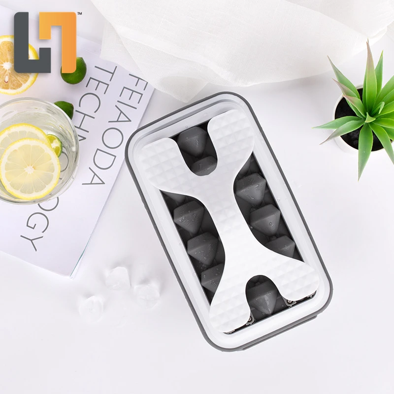 Hot Sale Multi-function 2 In 1 Ice Cube Mold Portable Ice Ball Maker Bottle Kettle with Lid and Bin