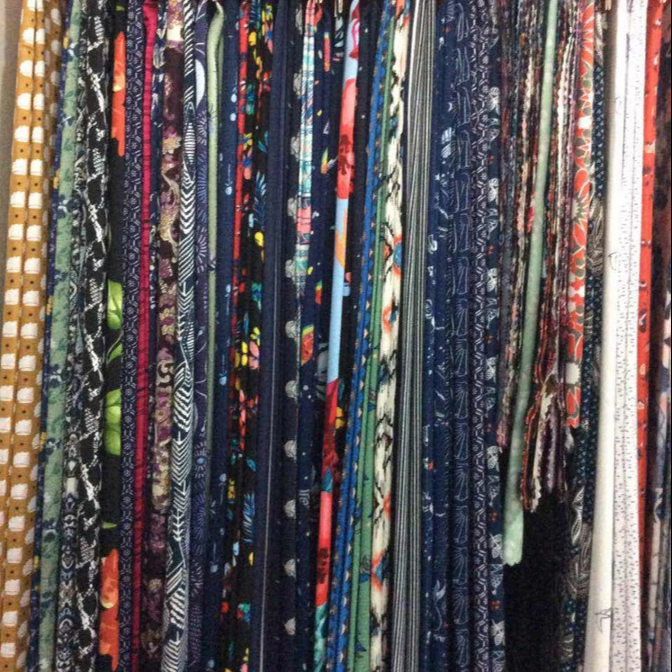 
100%Rayon/Viscose Printed Fabric 30*68 Woven Crepe Fabric Stock Fabric 