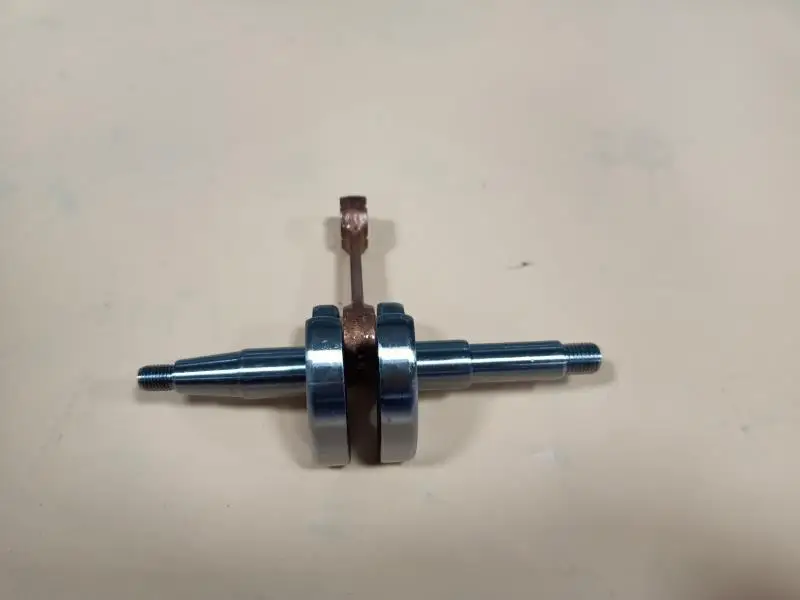 UM High Quality CS5200 Crankshaft Chainsaw Crankshaft Engine Parts Crankshafts