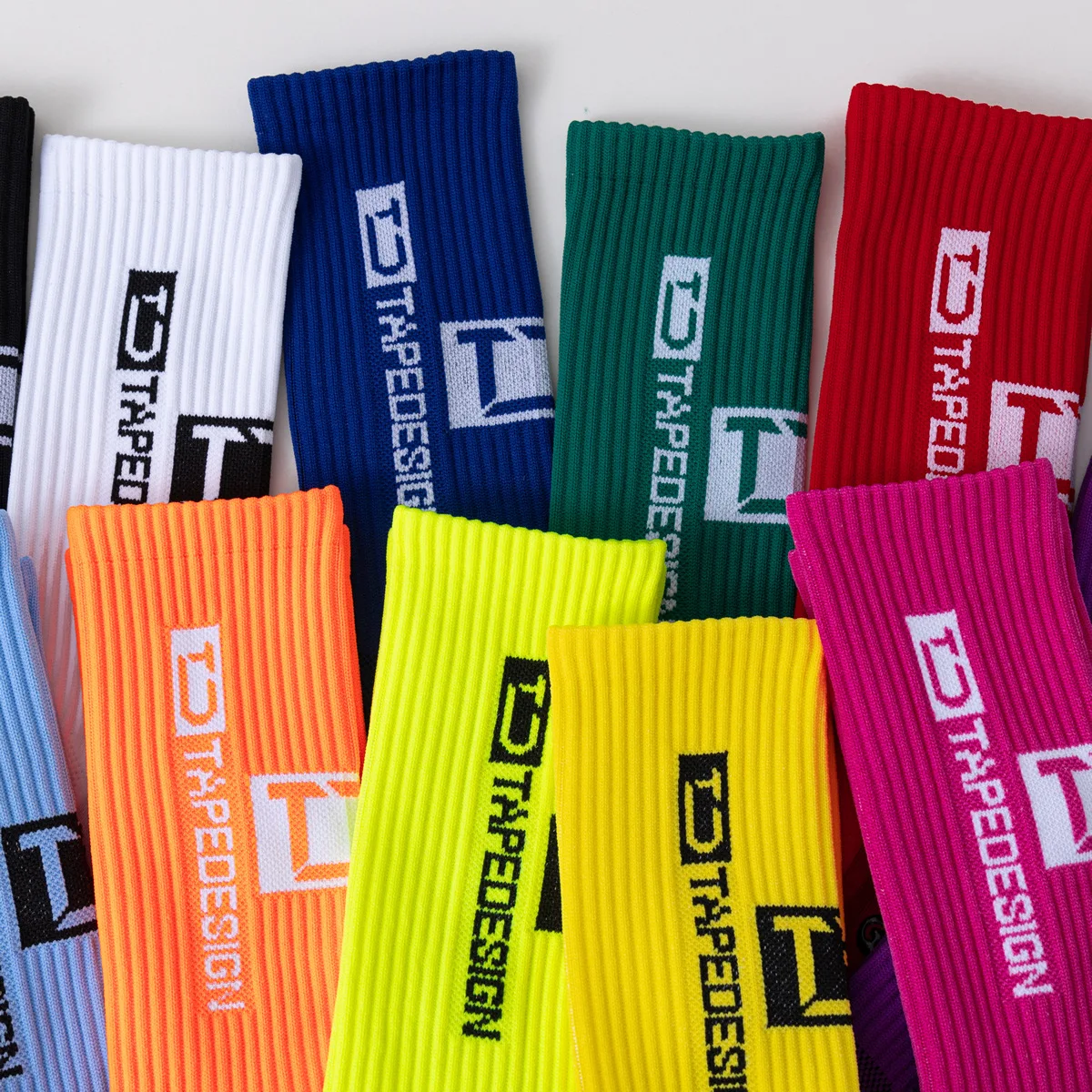 Custom Logo Thickened Mid Tube Athletic Socks Anti-slip Striped Sports Soccer Grip Socks Men Football Socks