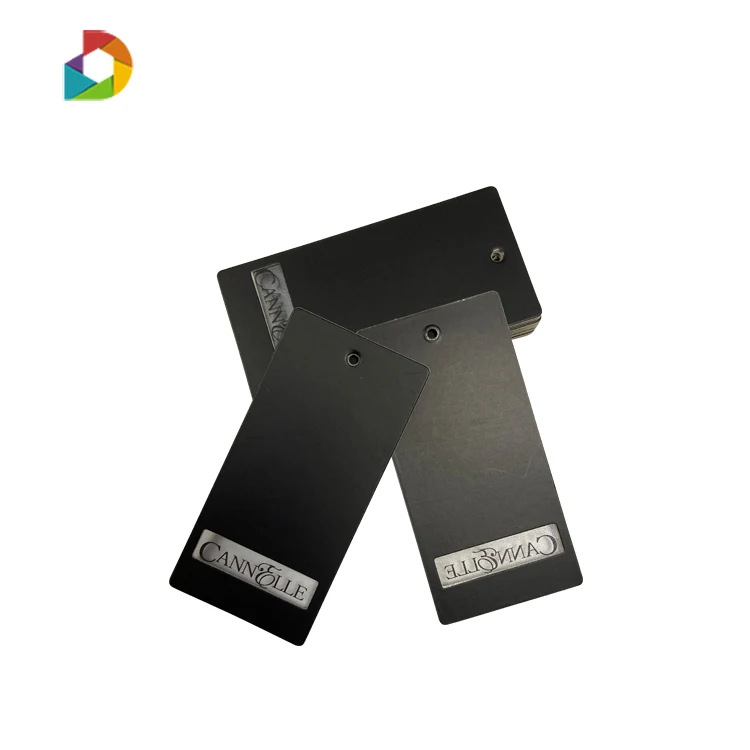 New Designer Custom Embossed Clothes String Plastic Garment Seal Cord Punch Label Clothes Hang Tag China Bags Shoes Cotton PVC