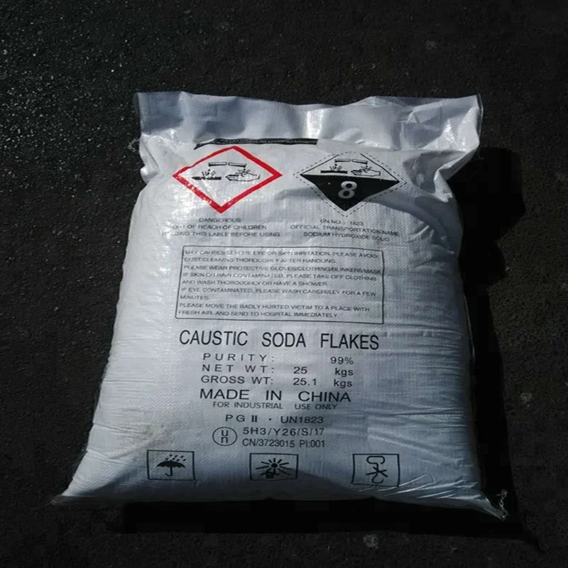 
China Factory price for NaOH Caustic Soda Flakes / Pearls 99% Sodium Hydroxide in Alkali 