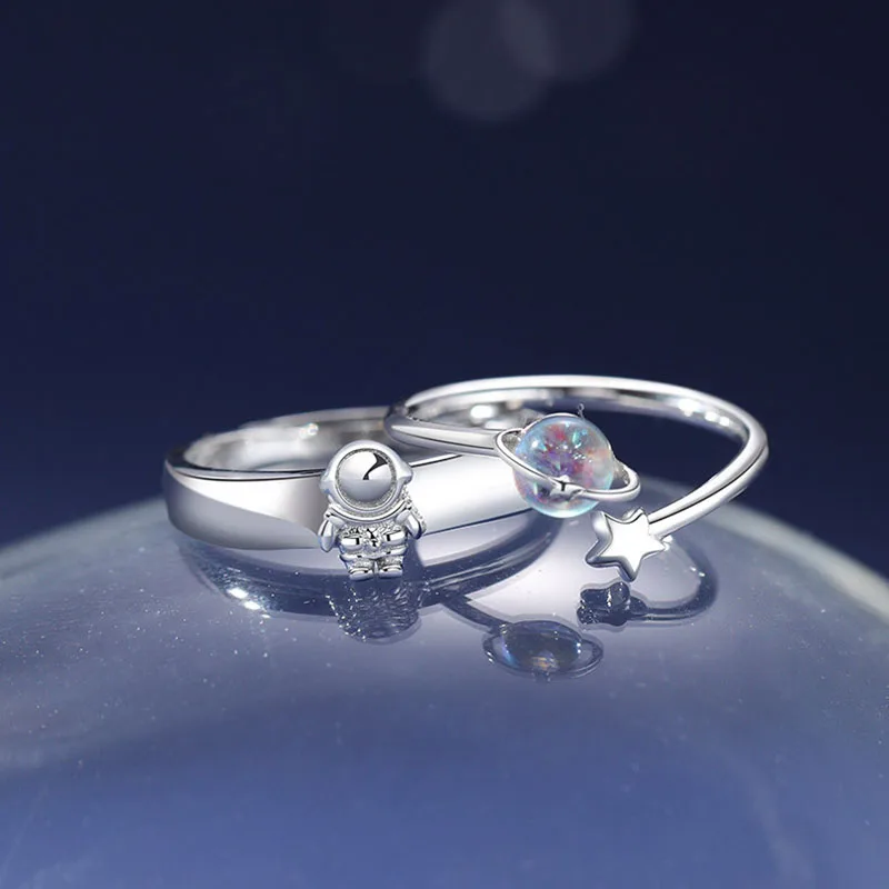 New Happy Planet Couple Ring A Pair of Astronauts Silver Plated