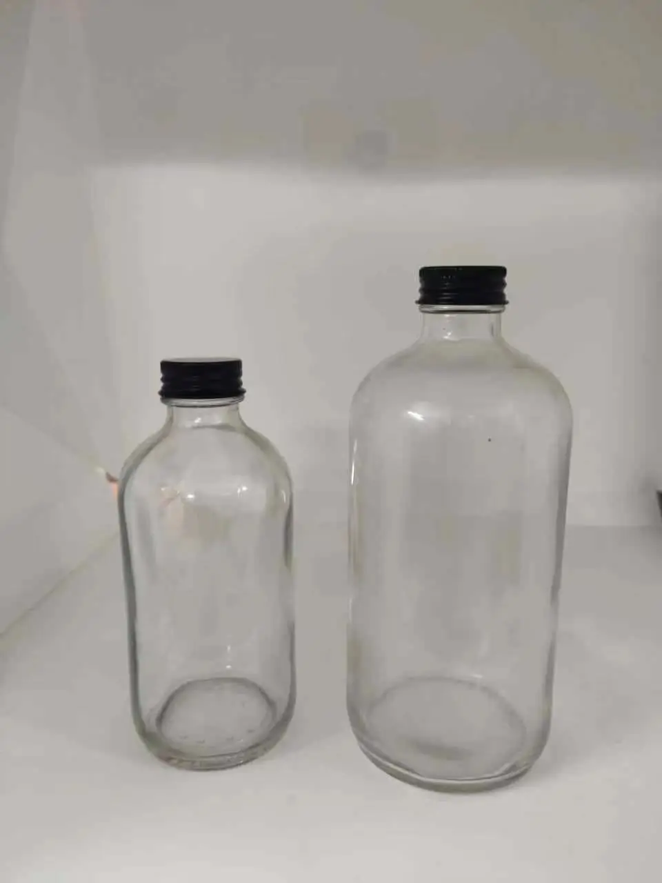 Simple Clear Amber Blue Glass Bottle For Syrup Screw Finish Wide Mouth Boston Round GPI Standard Finish Buston Bottle Glass 16oz